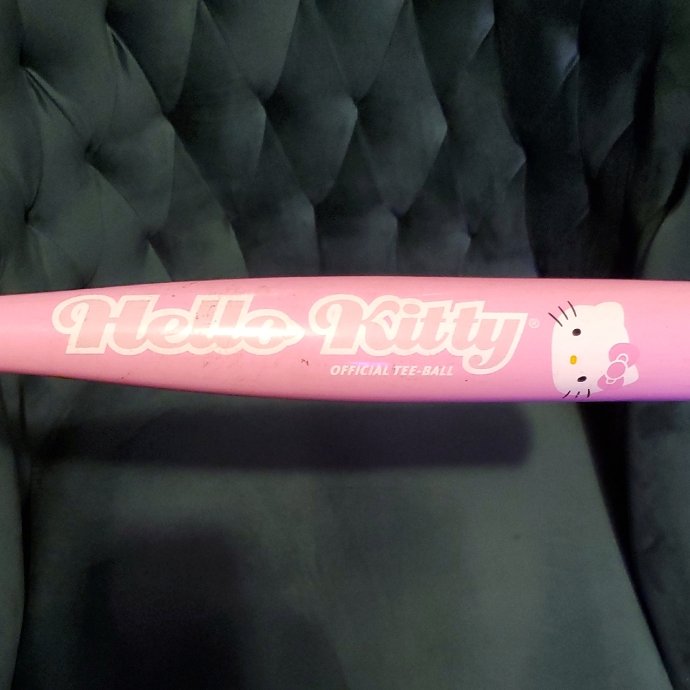 Hello Kitty Pink Tee-Ball Bat